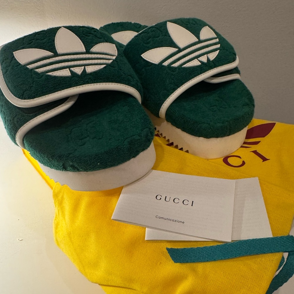 Gucci x Adidas Green Terry Slide Sandals (EU 39 / Women’s US 9) - Picture 9 of 10